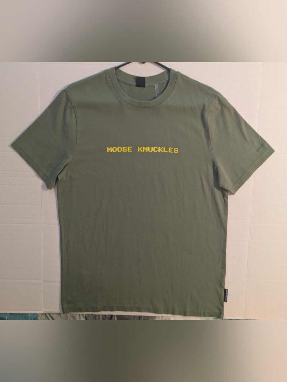Moose Knuckles Men's Olive Green Logo T-Shirt- Sm (NWOT)